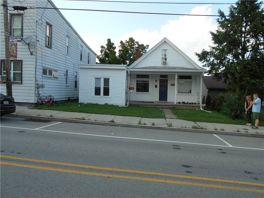 Property Photo: 206 Depot St PA 15697