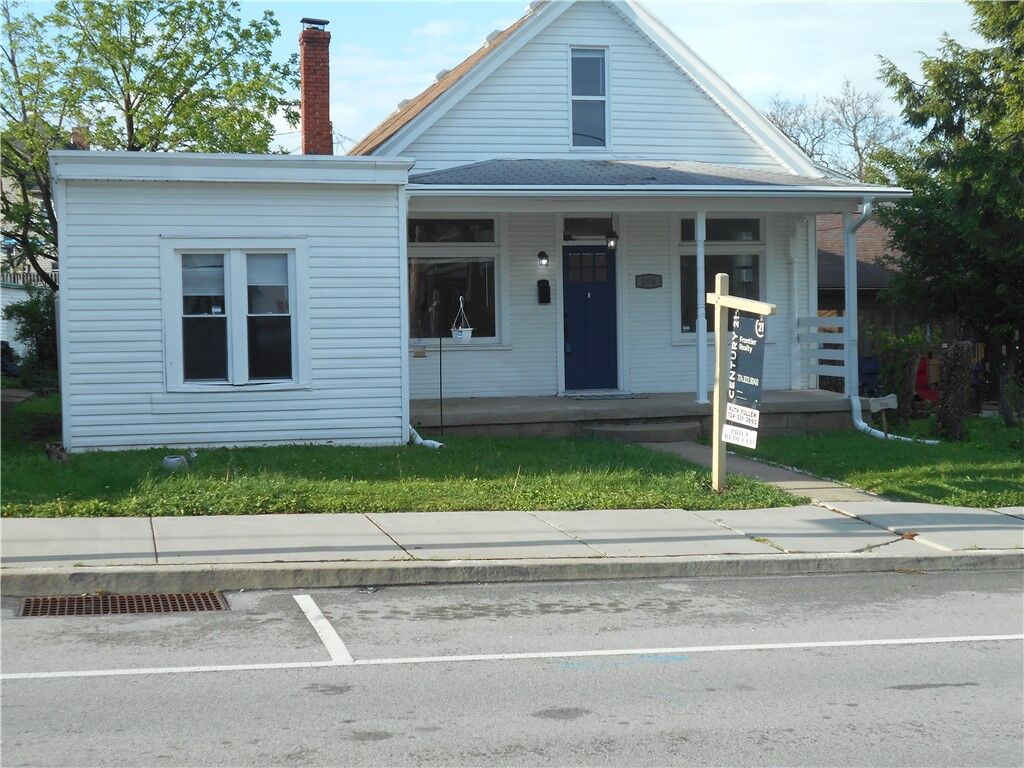 Property Photo:  206 Depot St  PA 15697 