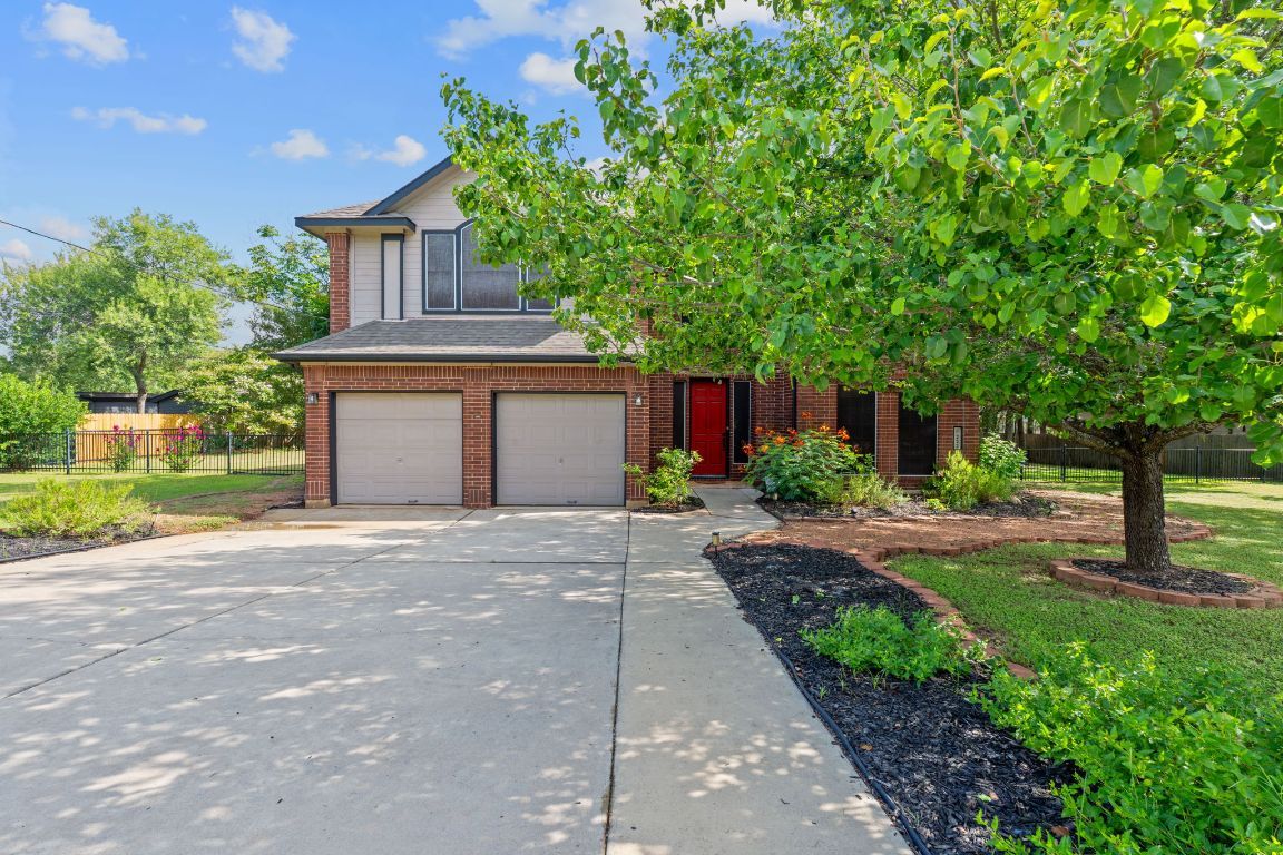 Property Photo: 222 Primrose Drive TX 78640