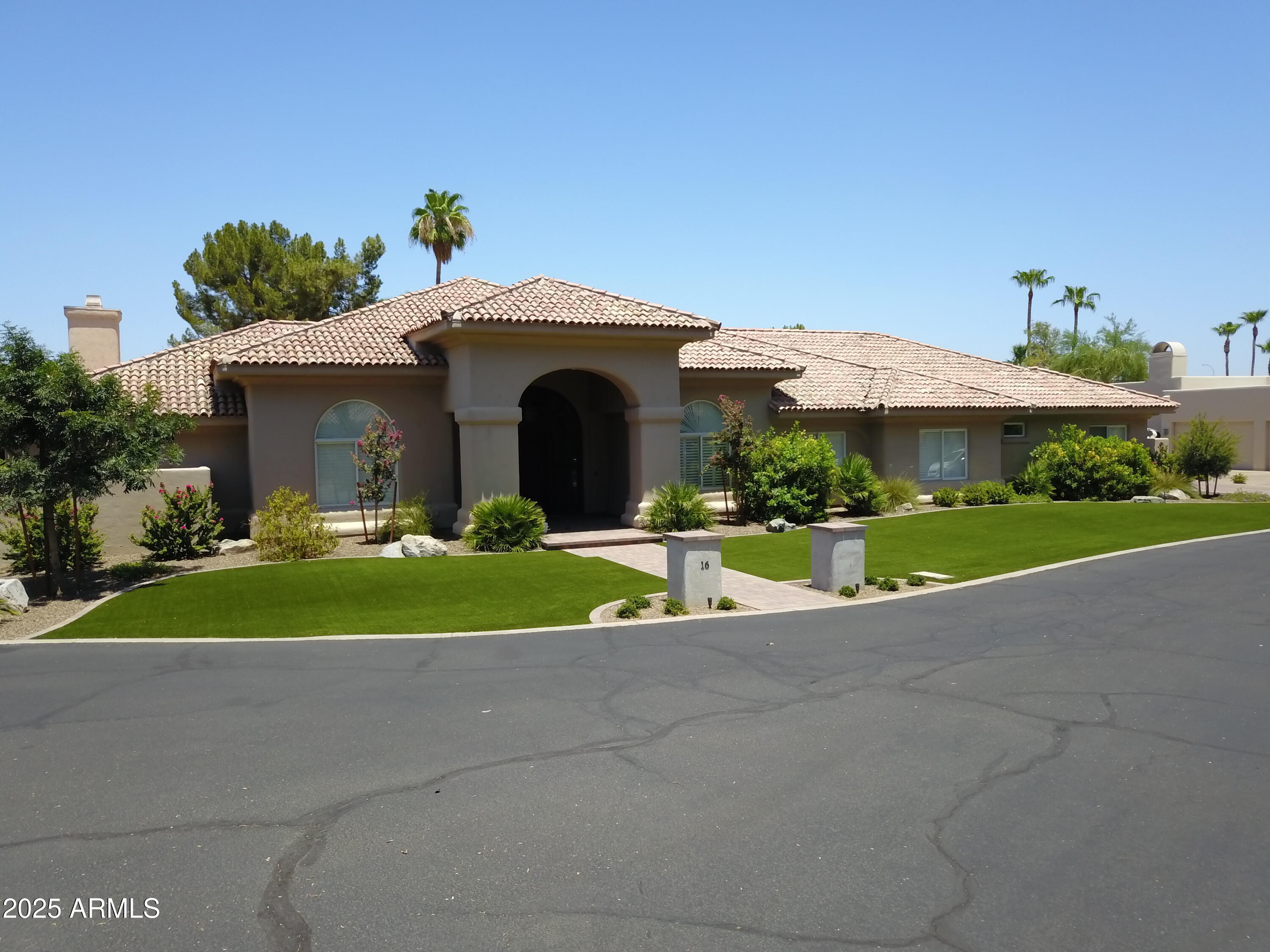 Property Photo: 700 N Dobson Road 16 AZ 85224