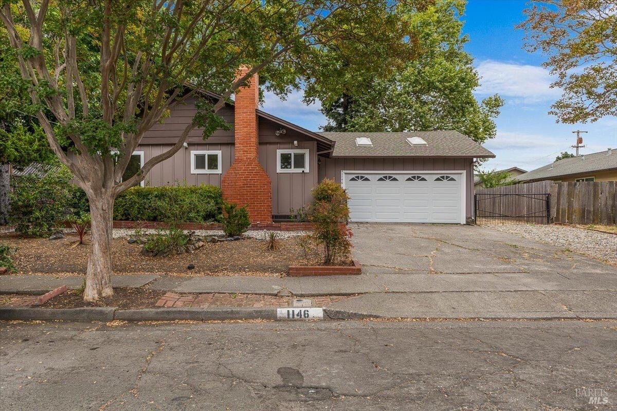 Property Photo:  1146 Evans Drive  CA 95405 