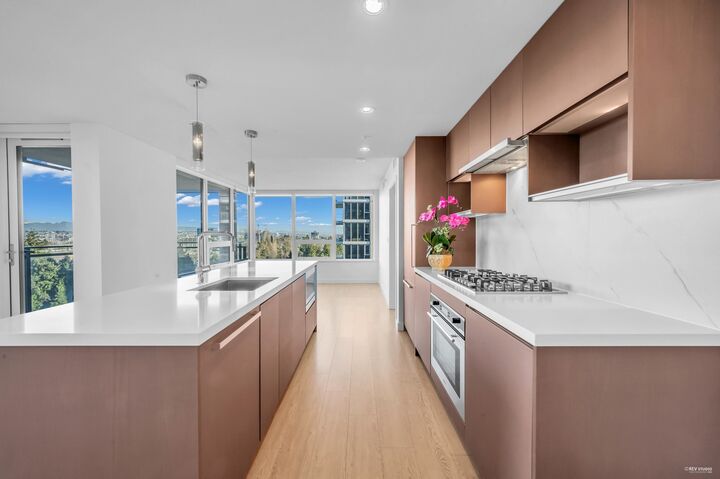 Property Photo: 3131 Ketcheson Road 1105 BC V6X 0N4