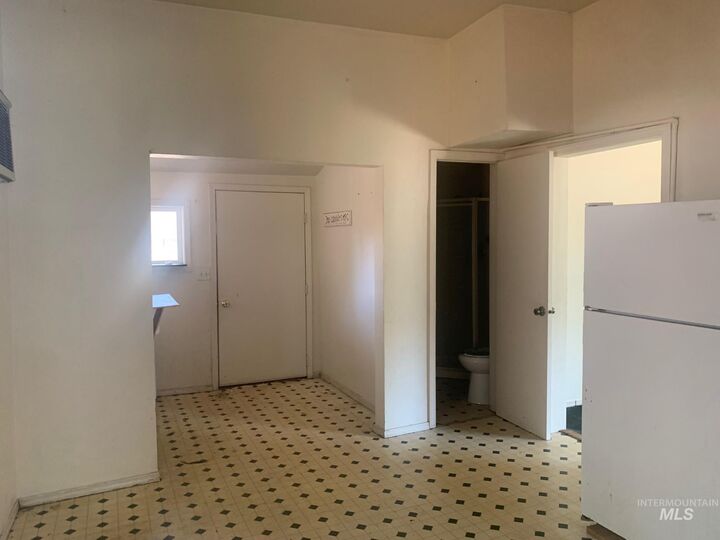 Property Photo: 414 N Birch ID 83352