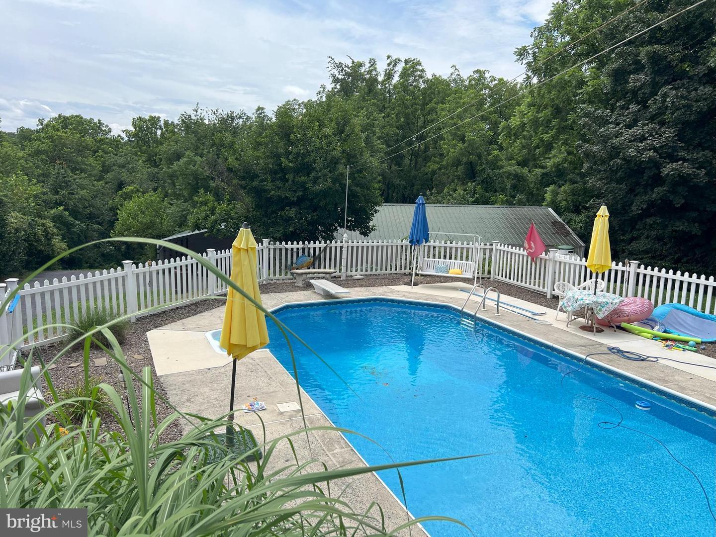 Property Photo: 162 Deck Road PA 19567