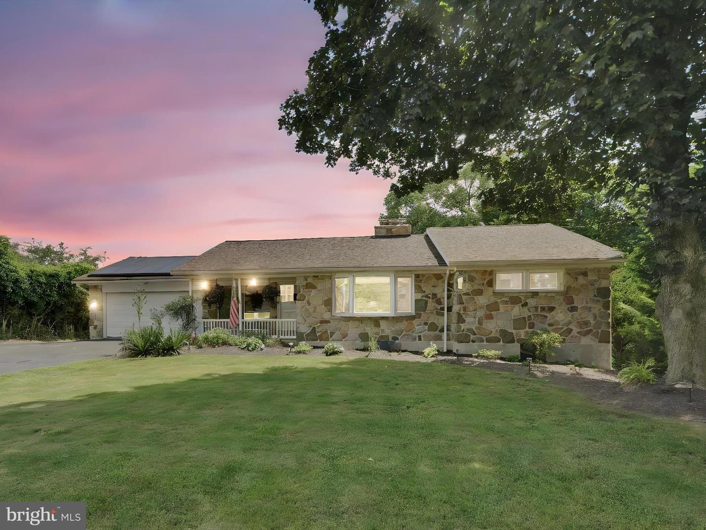 Property Photo: 162 Deck Road PA 19567