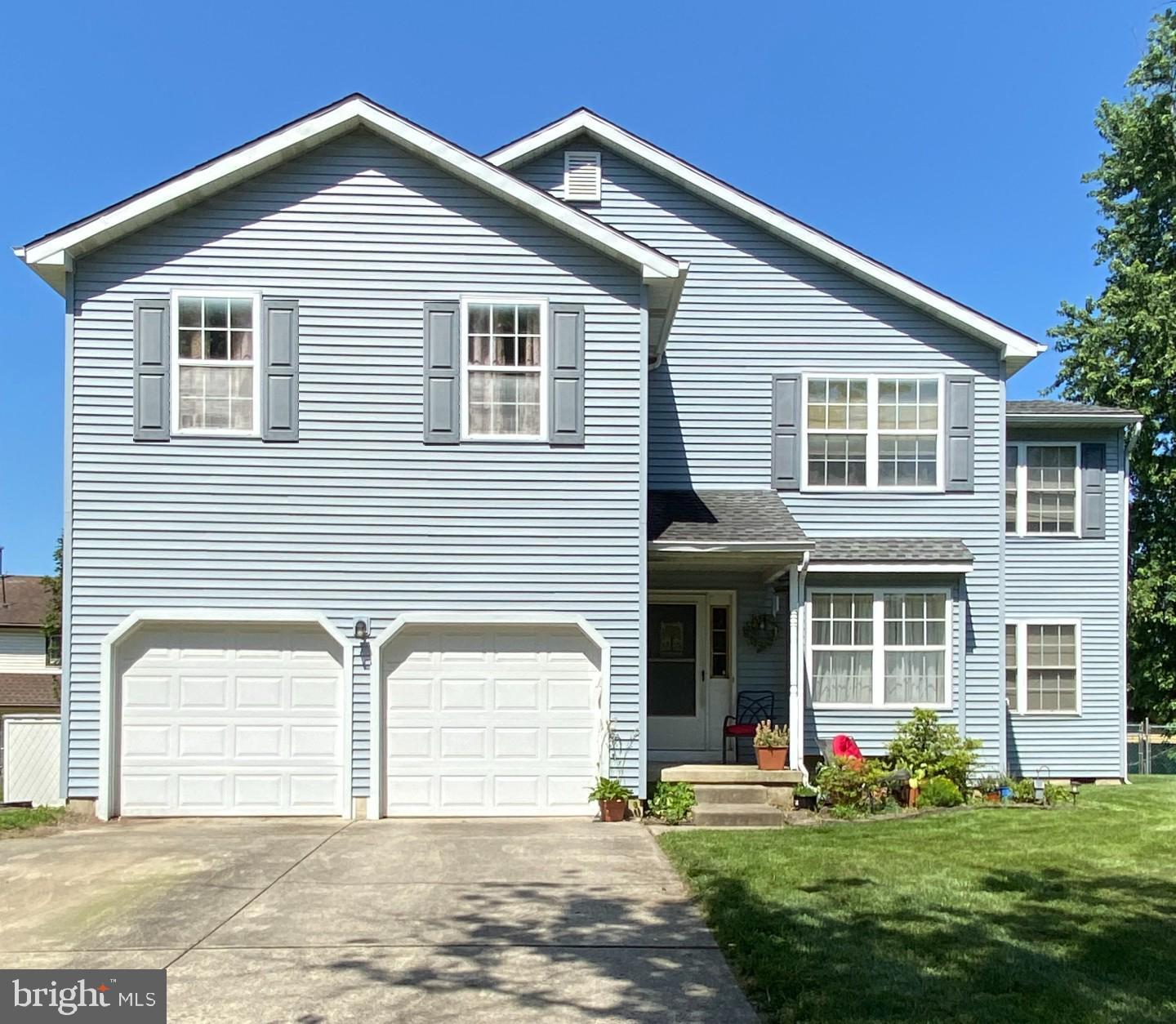 Property Photo:  16 Lynn Drive  NJ 08016 