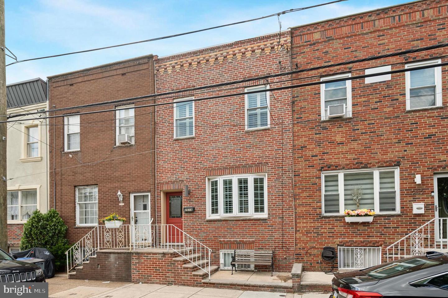 Property Photo:  2514 S 13th Street  PA 19148 