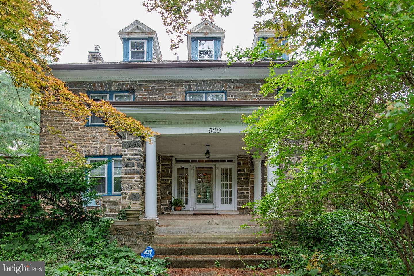 629 W Cliveden Street  Philadelphia PA 19119 photo