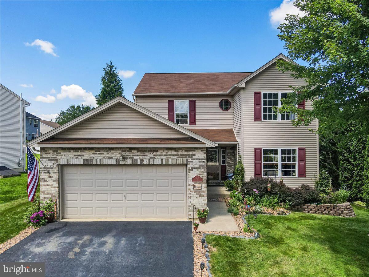 Property Photo:  1245 Vera Drive  PA 18040 