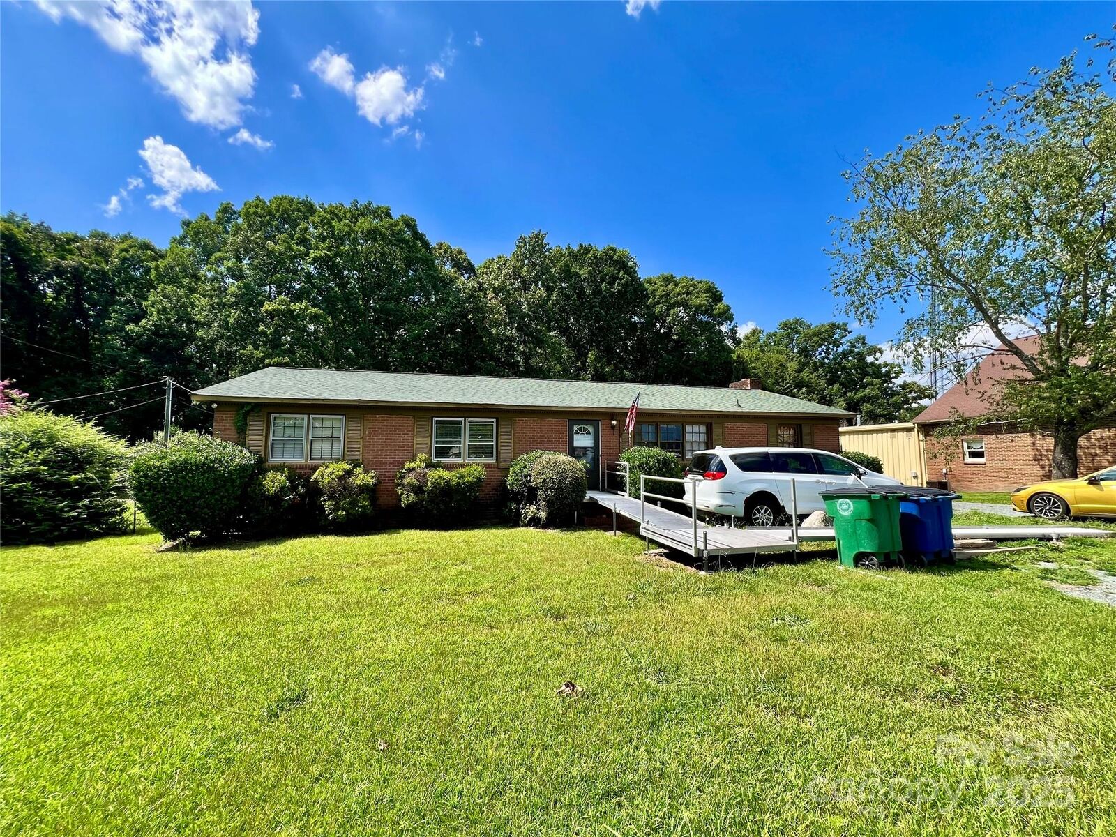 Property Photo: 1321 Stallings Road NC 28104