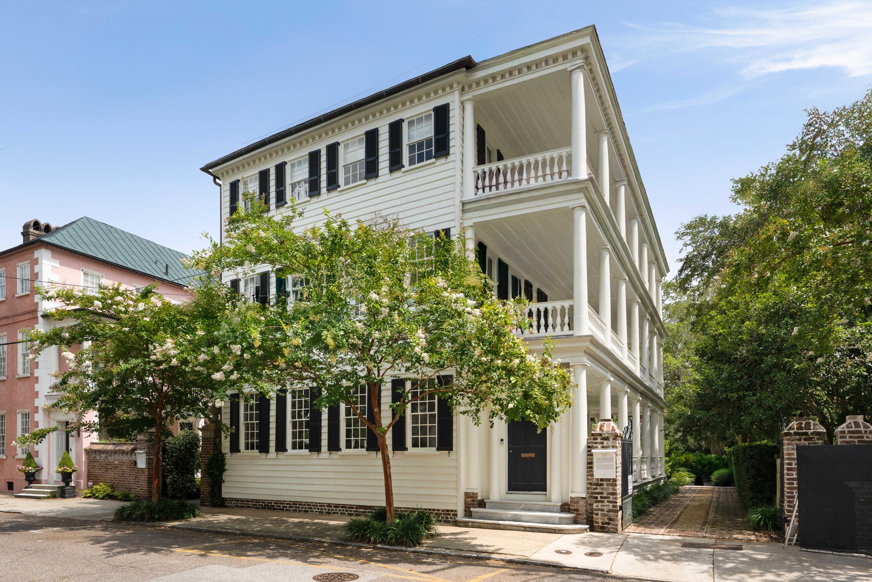 125 Tradd Street  Charleston SC 29401 photo
