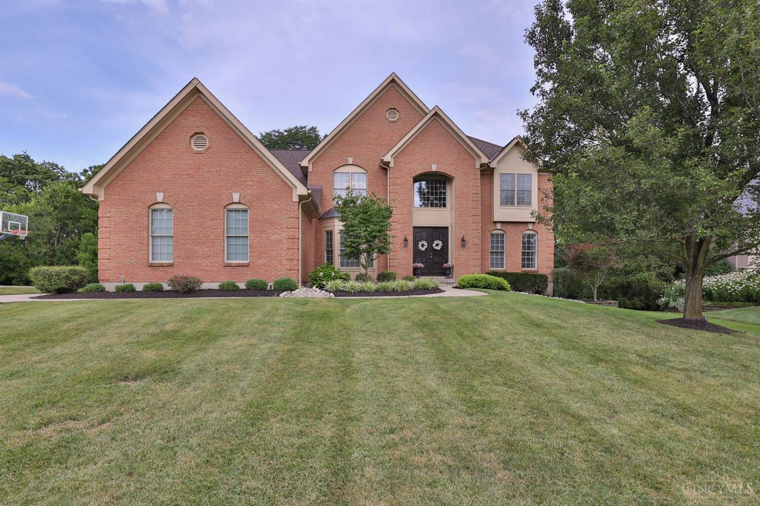 Property Photo: 4843 Hampton Village Drive OH 45040