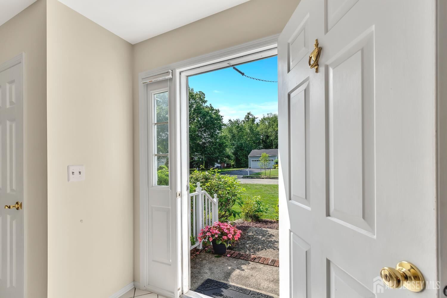 Property Photo: 21 Van Hise Court NJ 08816