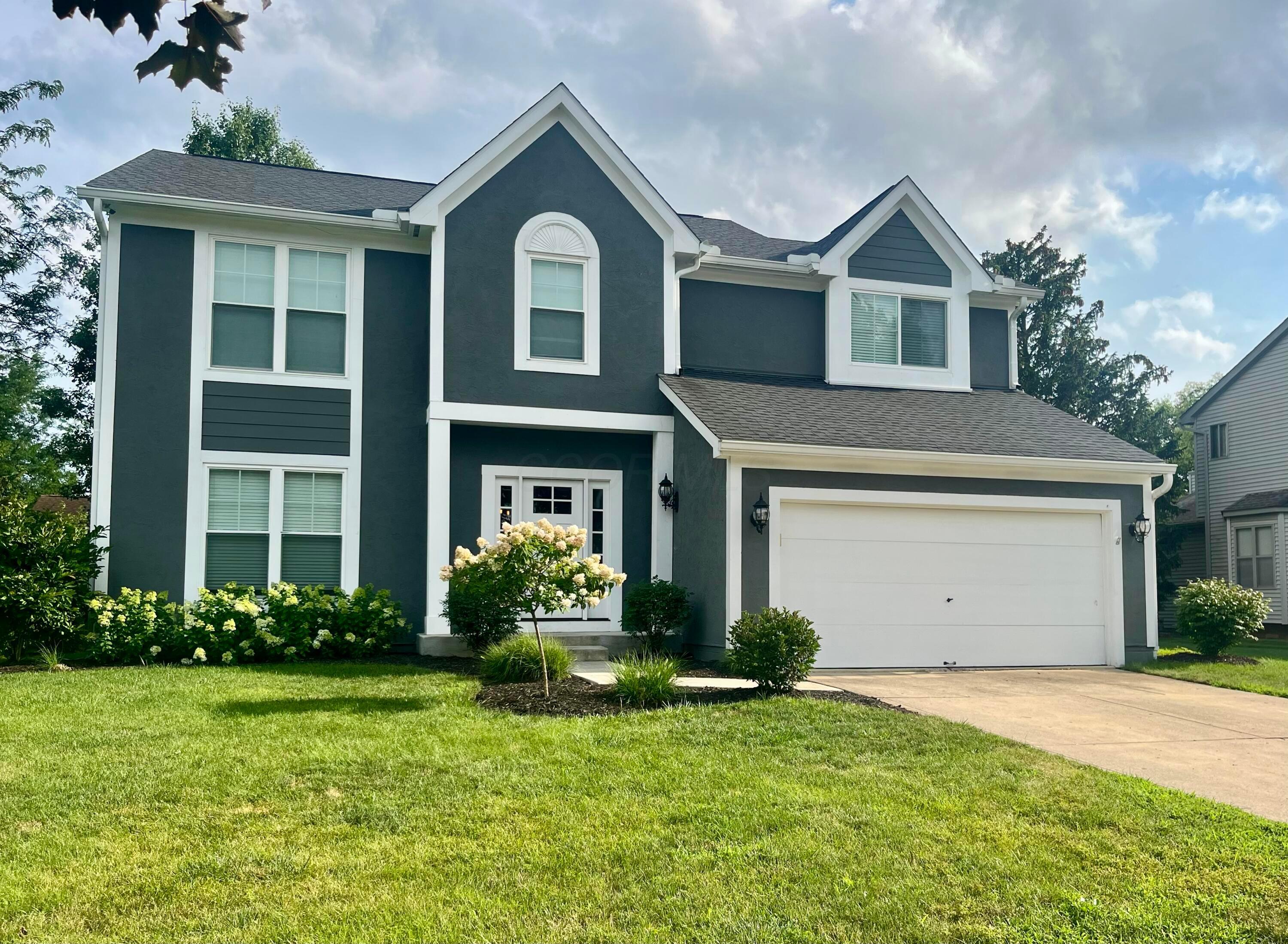 2651 Hoover Crossing Way  Grove City OH 43123 photo
