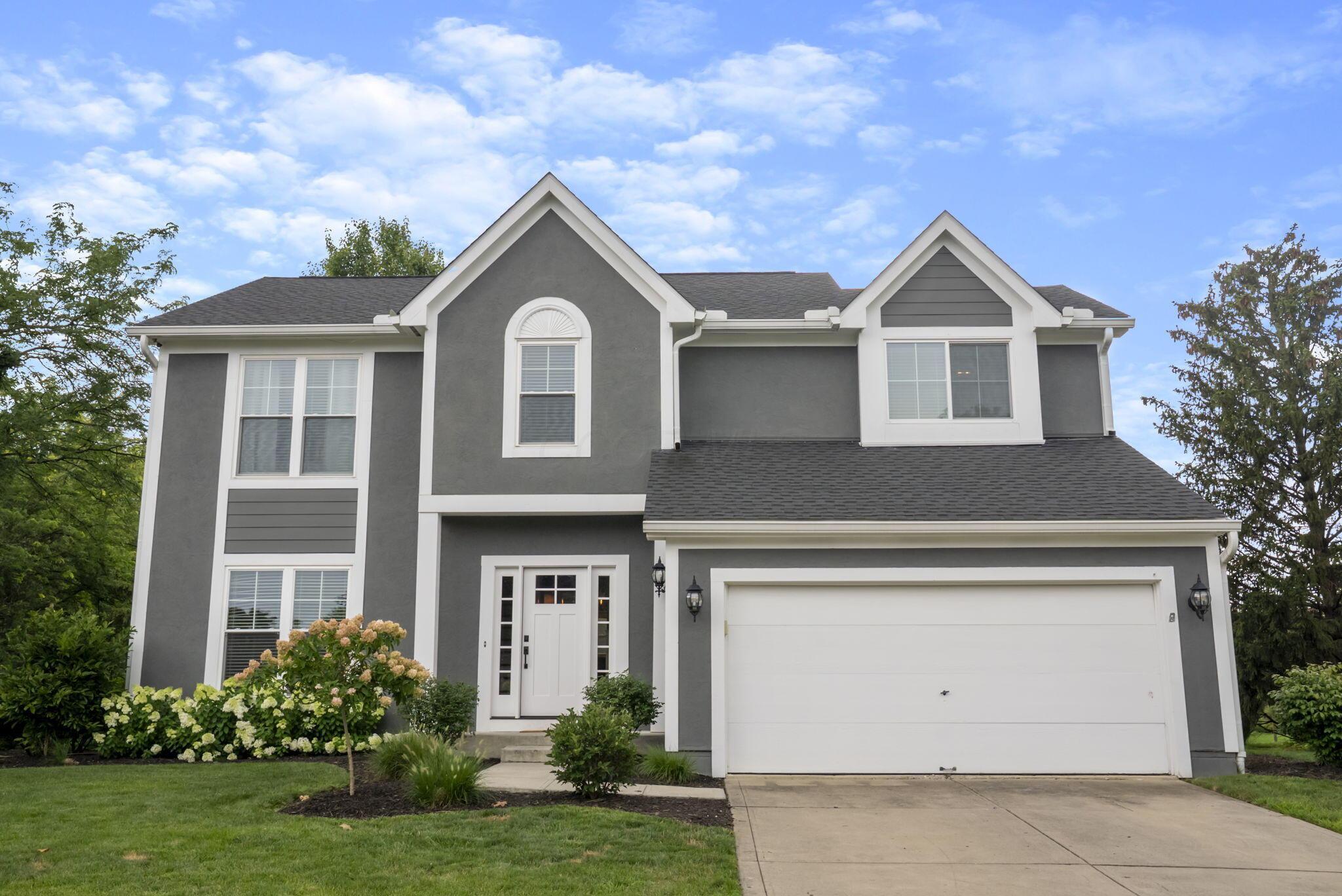 Property Photo: 2651 Hoover Crossing Way OH 43123
