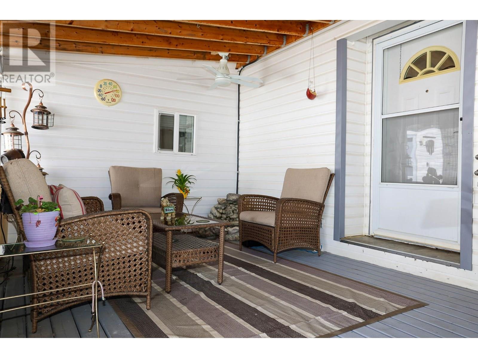 Property Photo: 724 Devon Street 14 BC V0B 1G6
