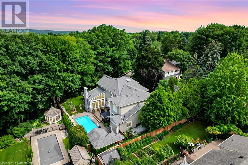 Photo de la propriété: 298 Shoreview Road ON L7T 2N4