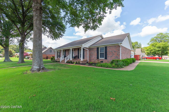 90 Steeplechase Drive  Jackson TN 38305 photo