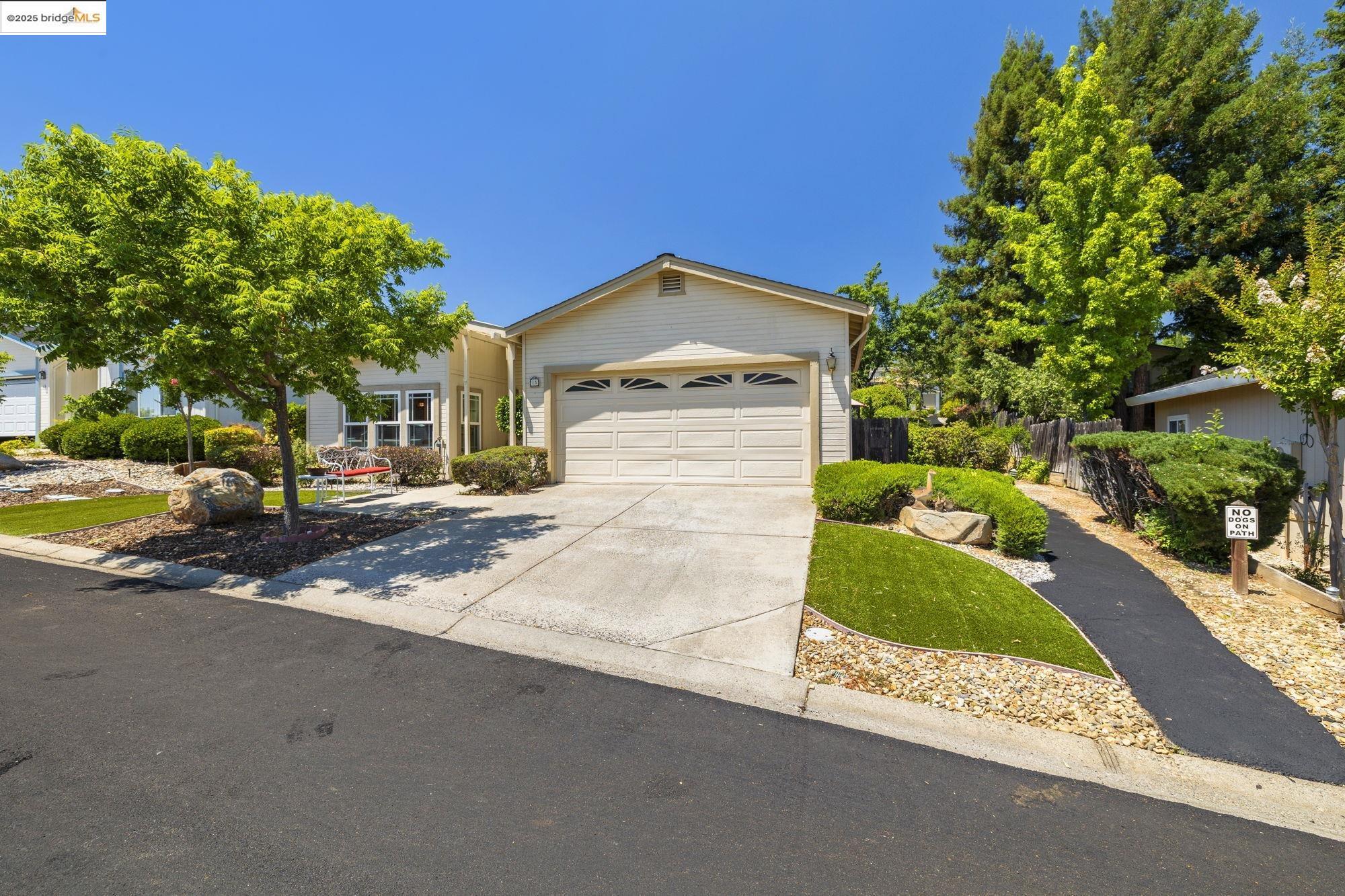 Property Photo: 12700 Red Maple Cir Spc 15 CA 95370