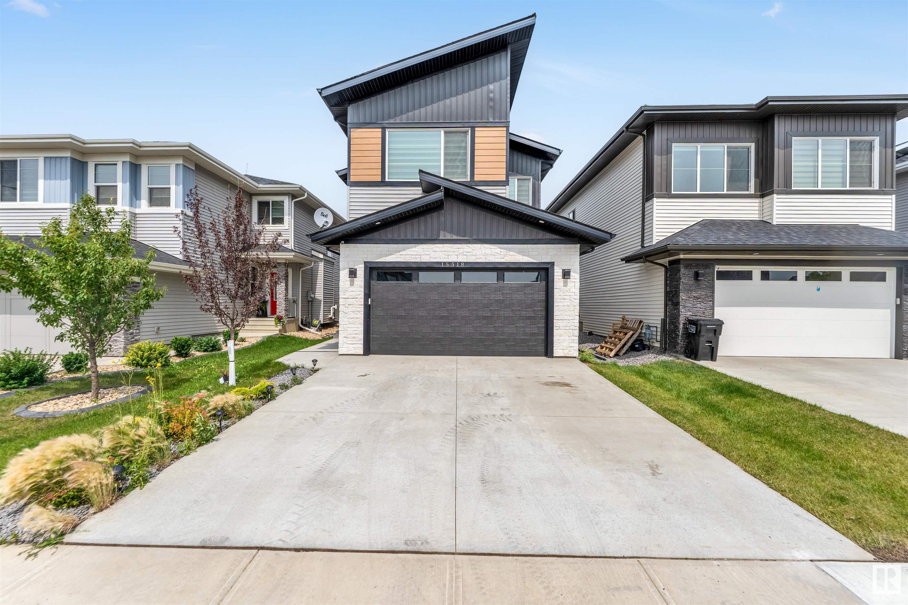 15518 13A Avenue SW  Edmonton AB T6W 1A4 photo