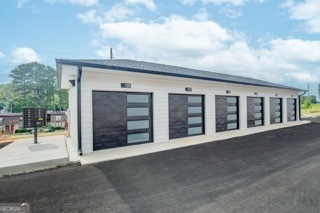 Property Photo: 89 Chateau Drive GA 30161