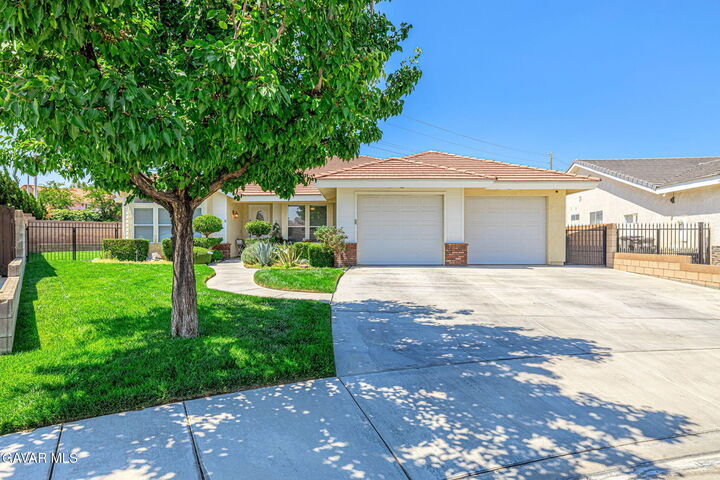 Property Photo: 3846 Spice Street CA 93536