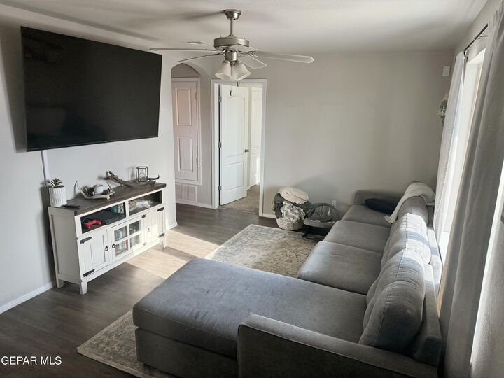 Property Photo: 928 Villa Seca Drive TX 79928