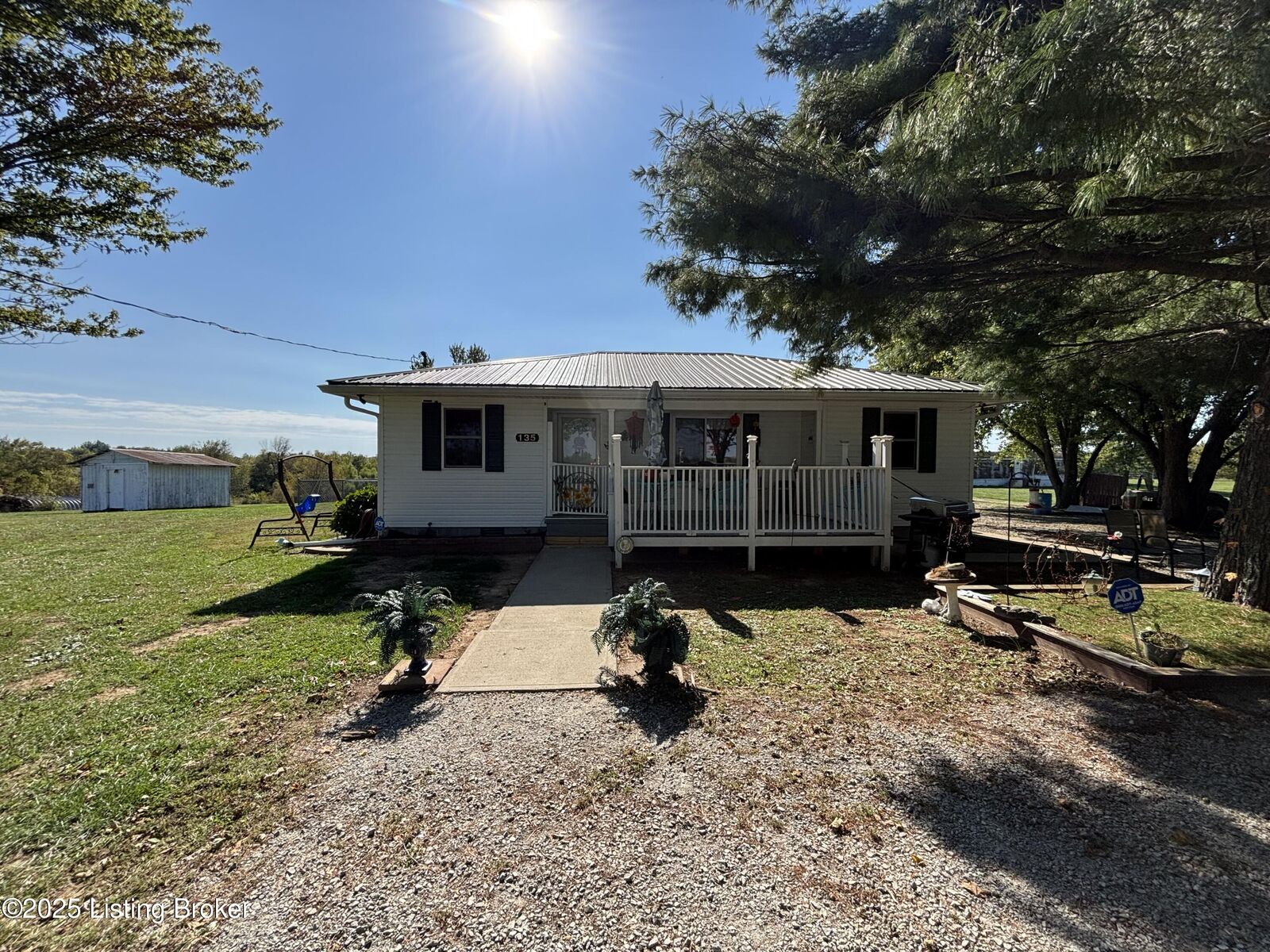 Property Photo: 135 Cotton Ln KY 40071