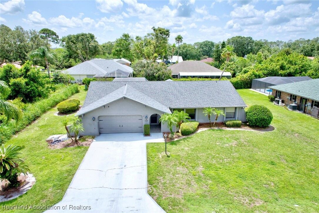Property Photo: 3314 Monza Drive FL 33872