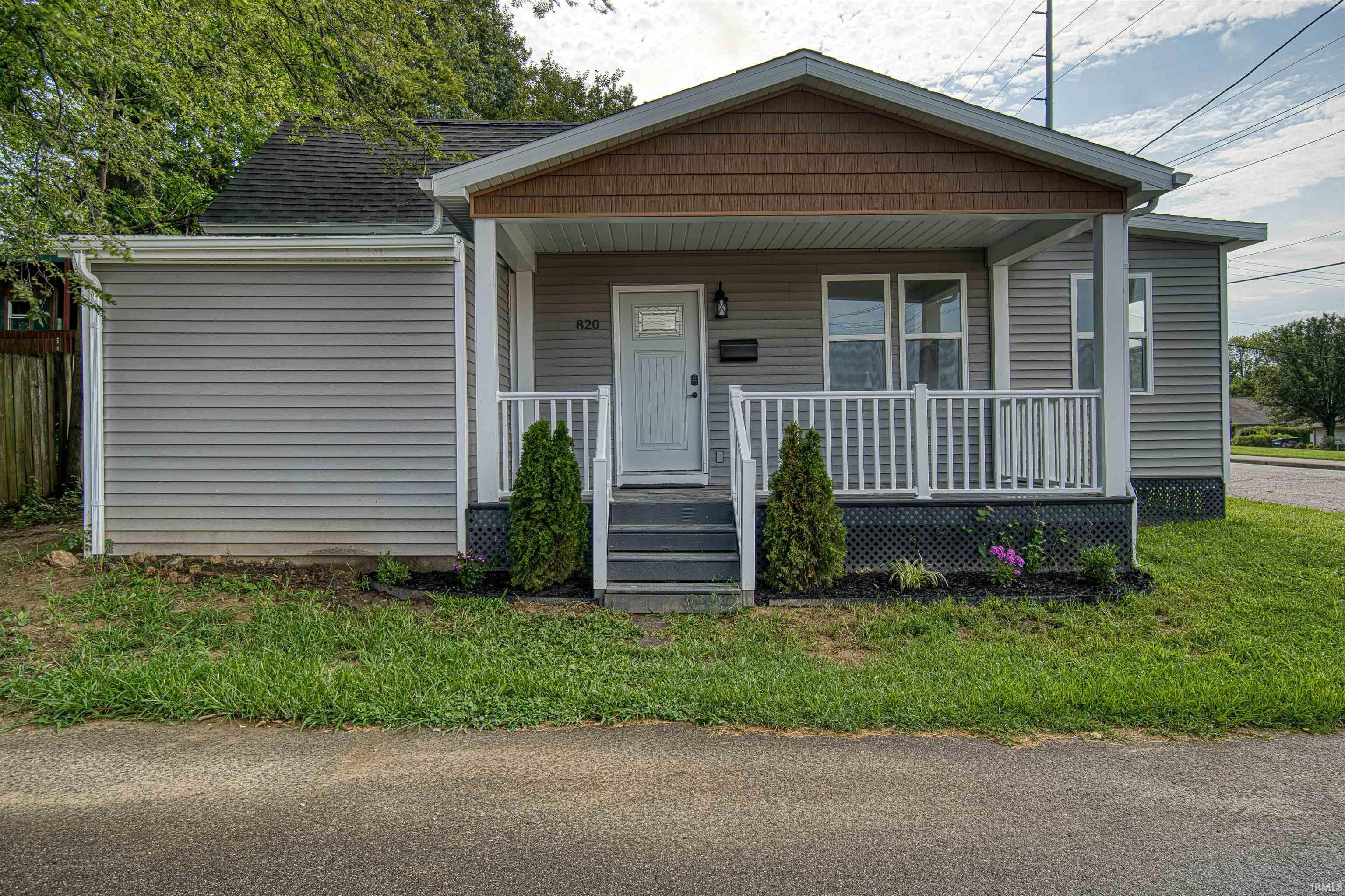 Property Photo:  820 S Sixth Street  IN 47601 