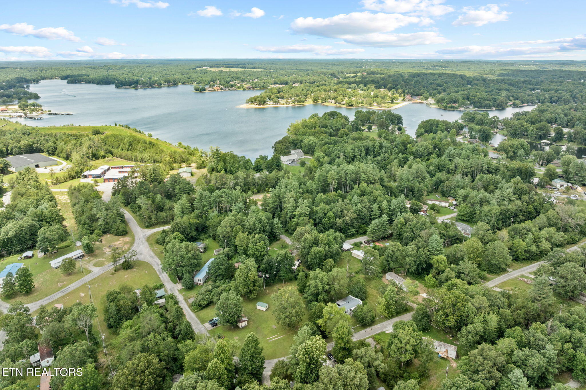 Property Photo: 718 Sequoia Drive TN 38572