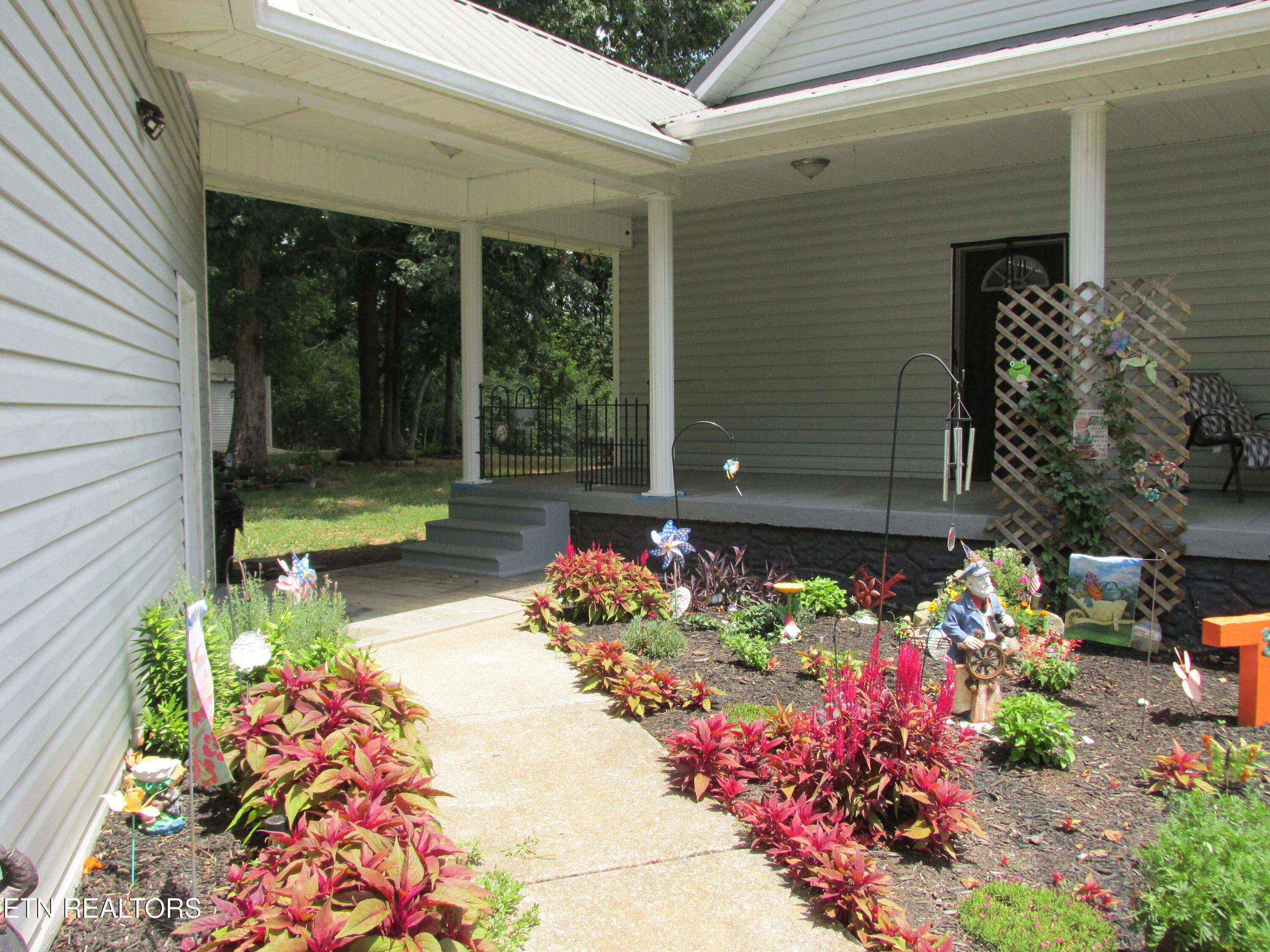 Property Photo:  1844 Peterson Rd  TN 37742 
