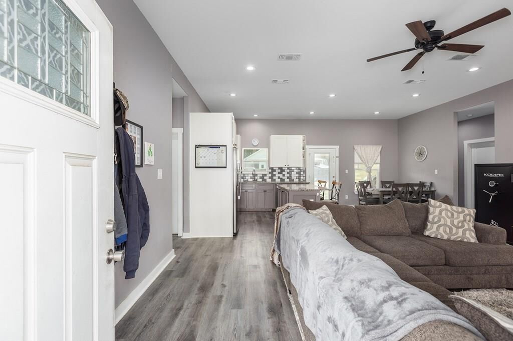 Property Photo: 130 Dena Kay Drive TX 75904