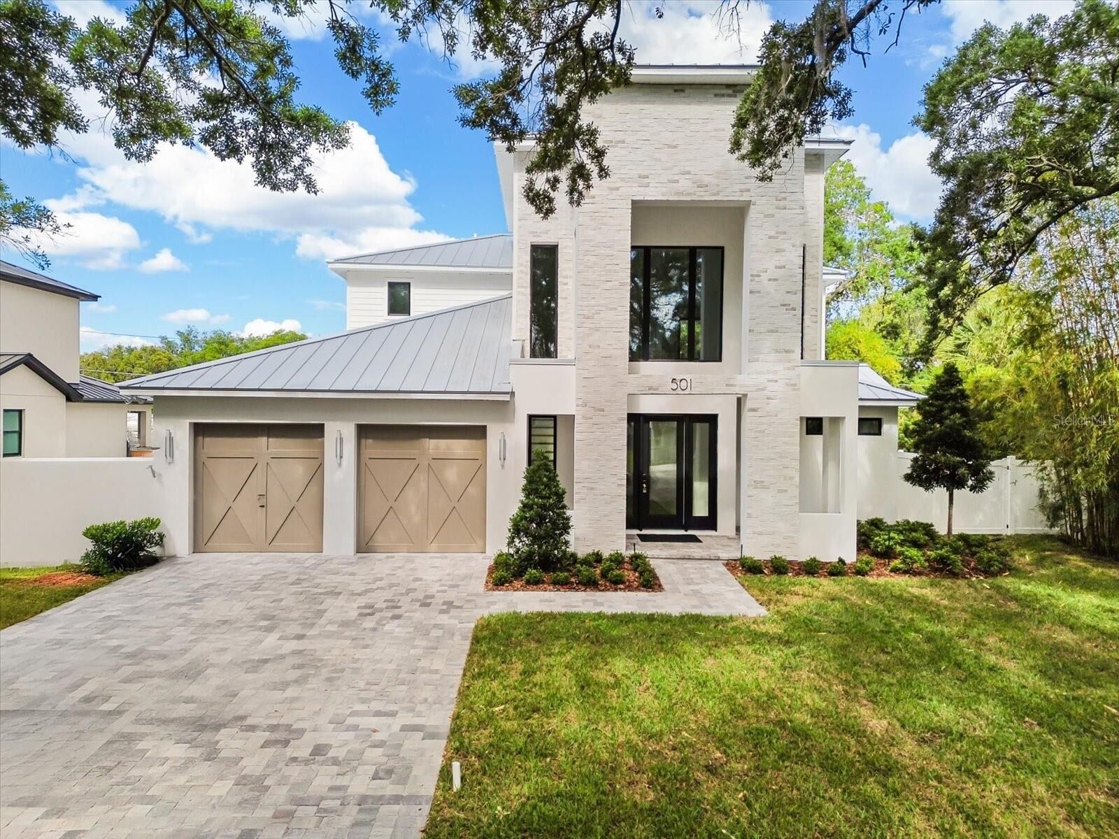 Property Photo:  501 Lakeview Avenue  FL 32789 