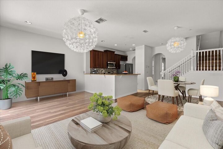 Property Photo: 9430 Tawnyberry Street FL 32832