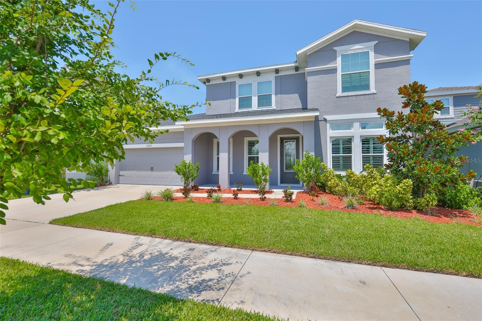 Property Photo: 5313 Del Coronado Drive FL 33572