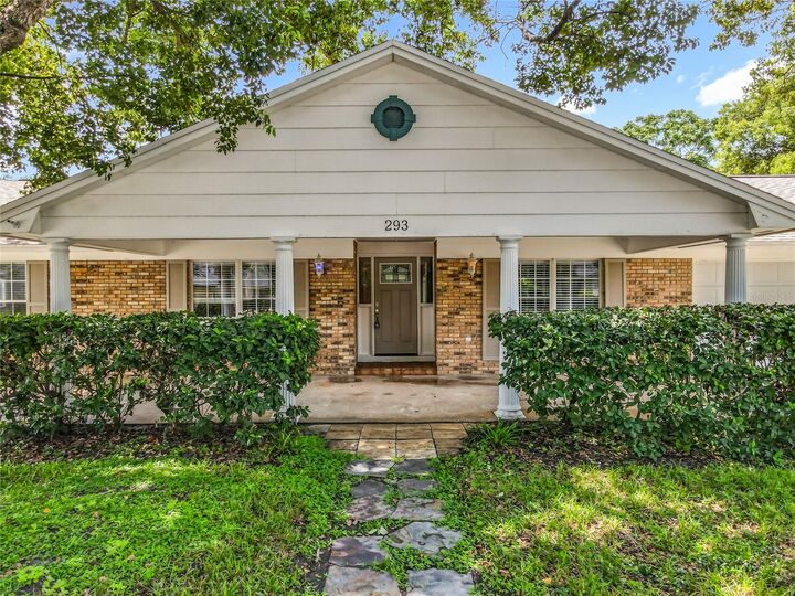 Property Photo: 293 Cambridge Drive FL 32779