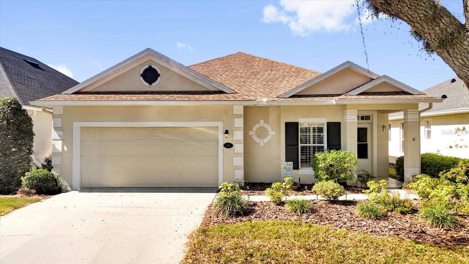 Property Photo:  307 Heron Point Way  FL 32724 