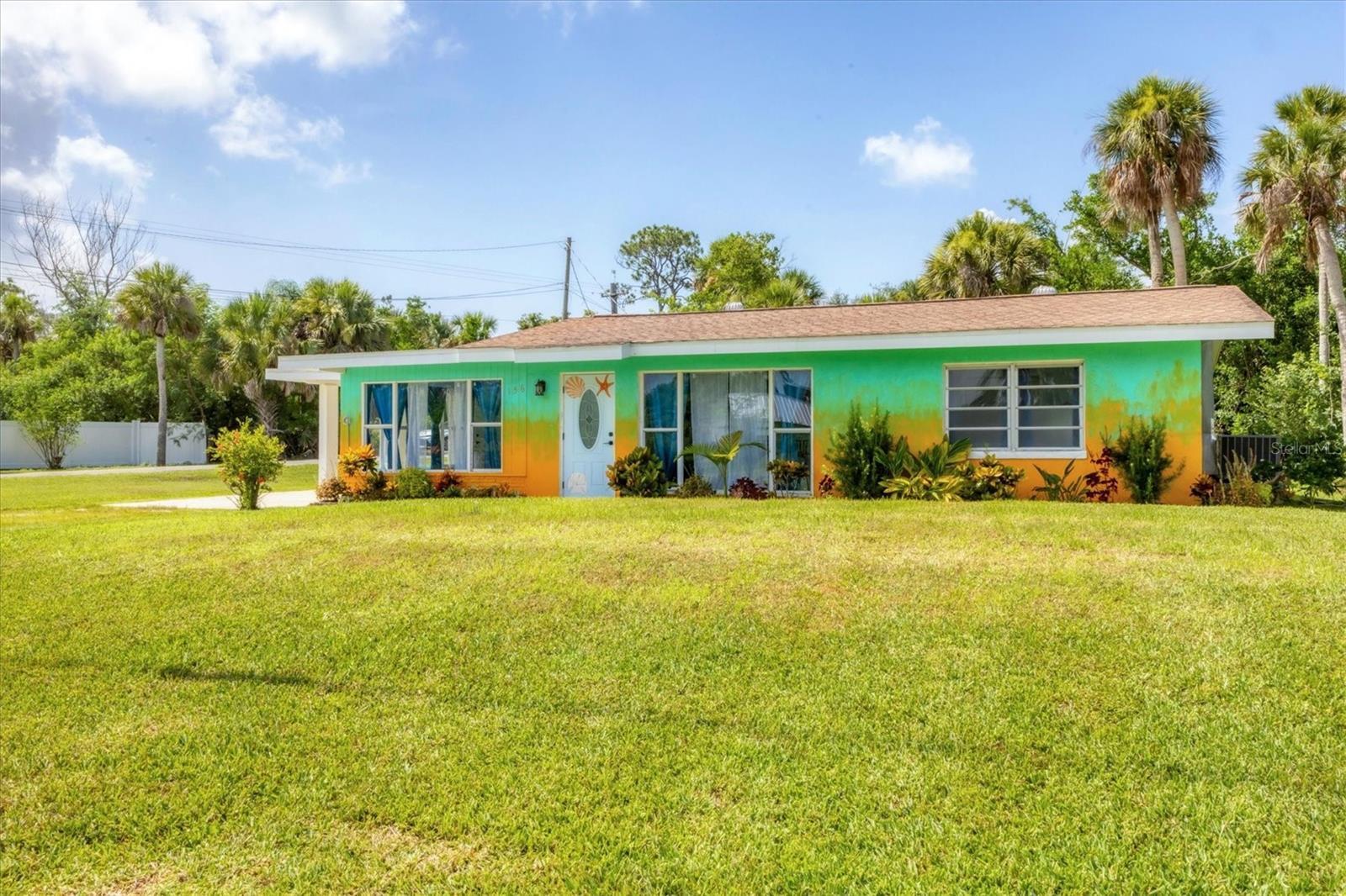 Property Photo: 156 Myakka Drive FL 34293