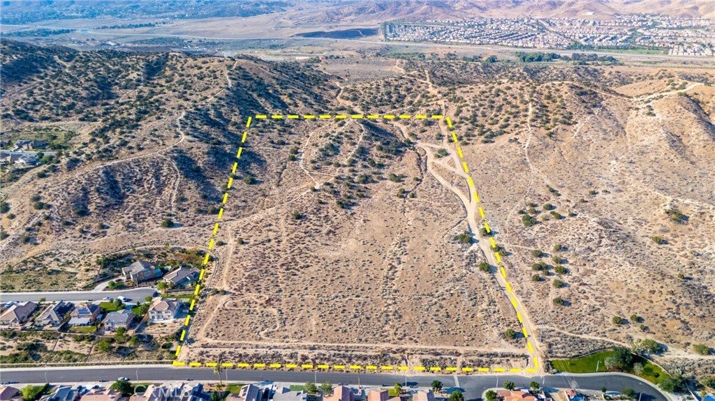 Property Photo:  0 Vac/Cor 20th Stw/Date Palm Dr  CA 93550 