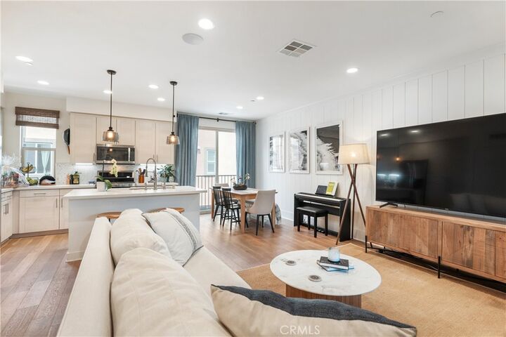 Property Photo:  1253 Via Lucero  CA 92056 