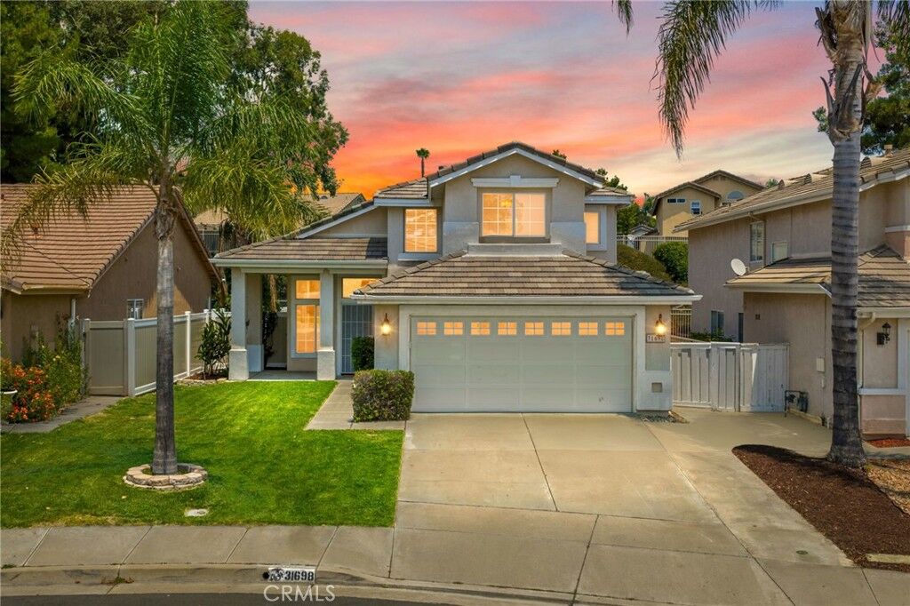 Property Photo:  31698 Corte Avalos  CA 92592 