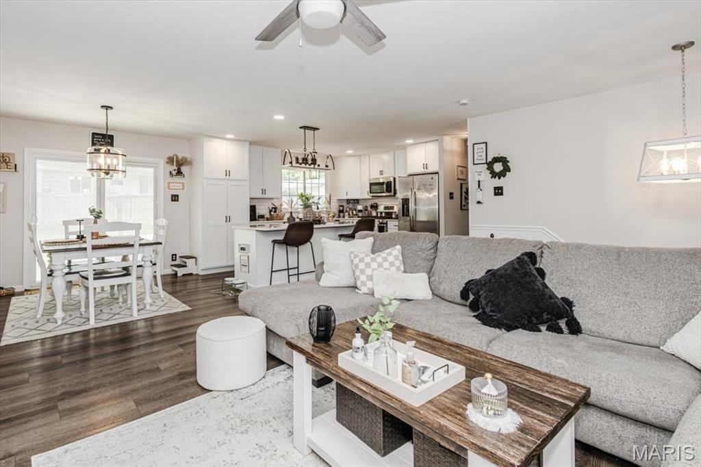 Property Photo:  551 Braebridge Road  MO 63021 