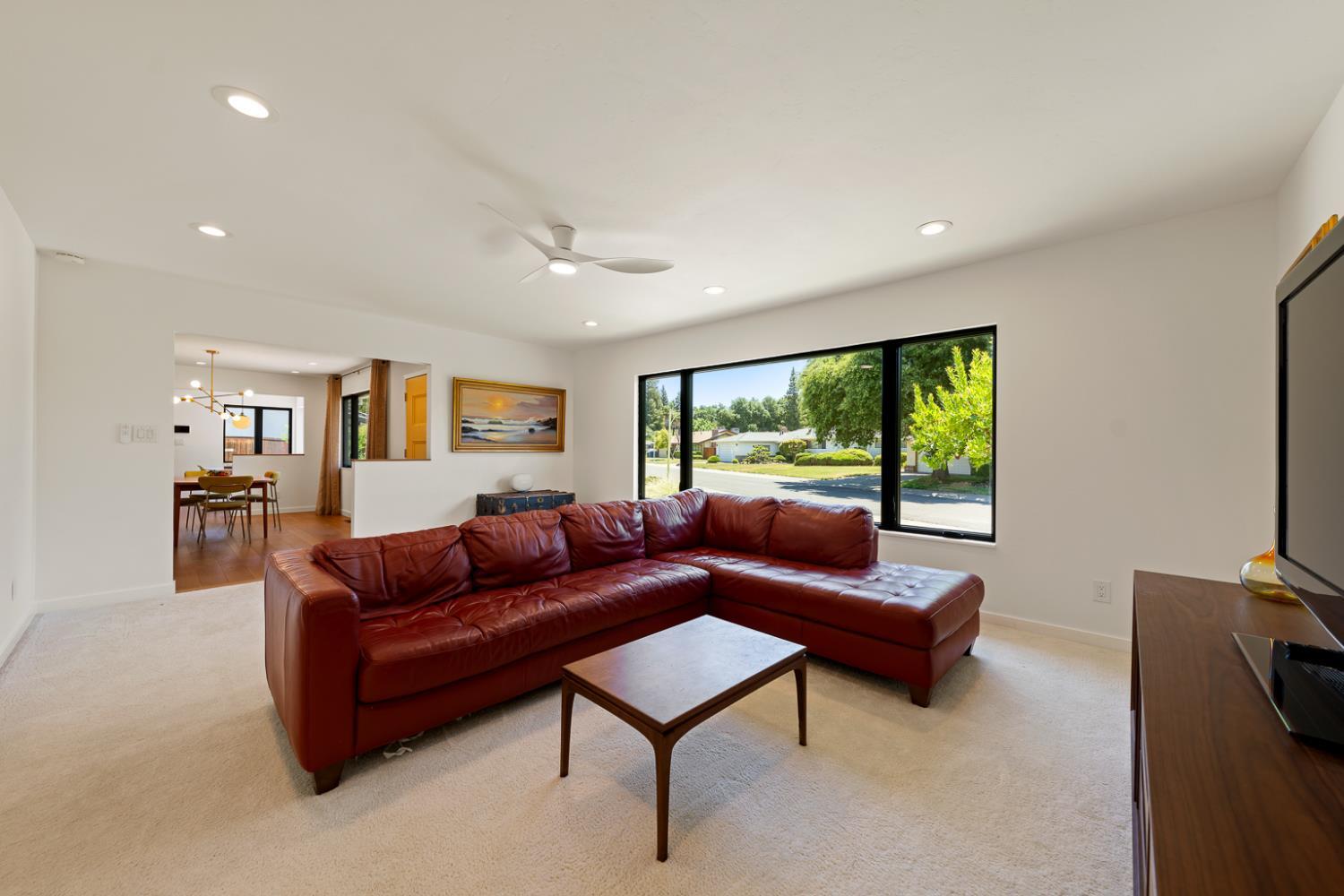 Property Photo:  6844 Westmoreland Way  CA 95831 