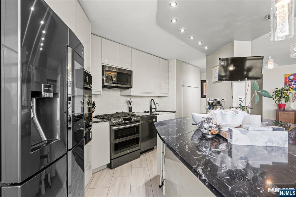 Property Photo: 7004 Boulevard East Boulevard 22B NJ 07093