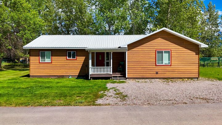 228 4th Avenue SE  Ronan MT 59864 photo