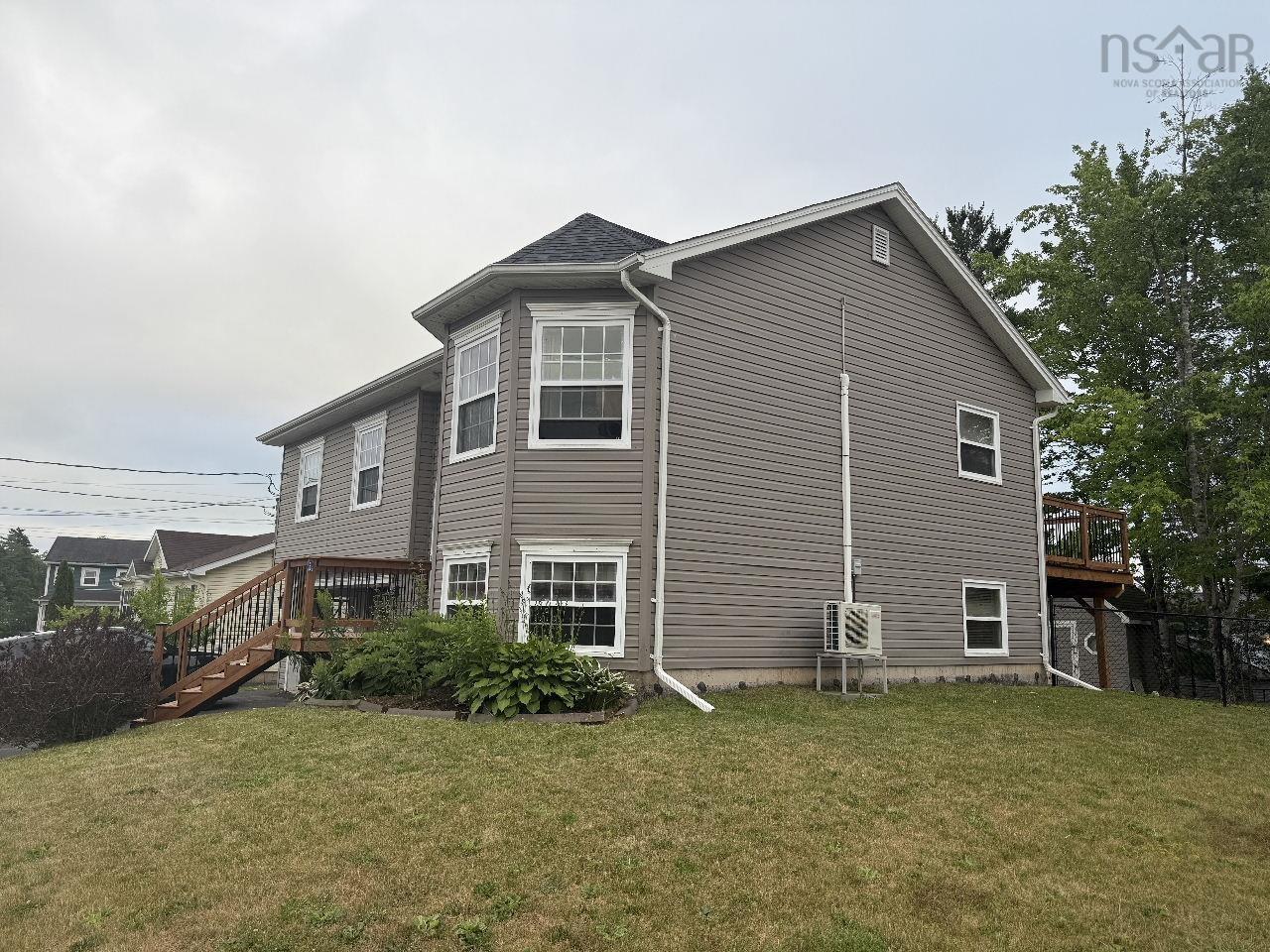 Property Photo: 5 Lillian Court NS B2S 0A2