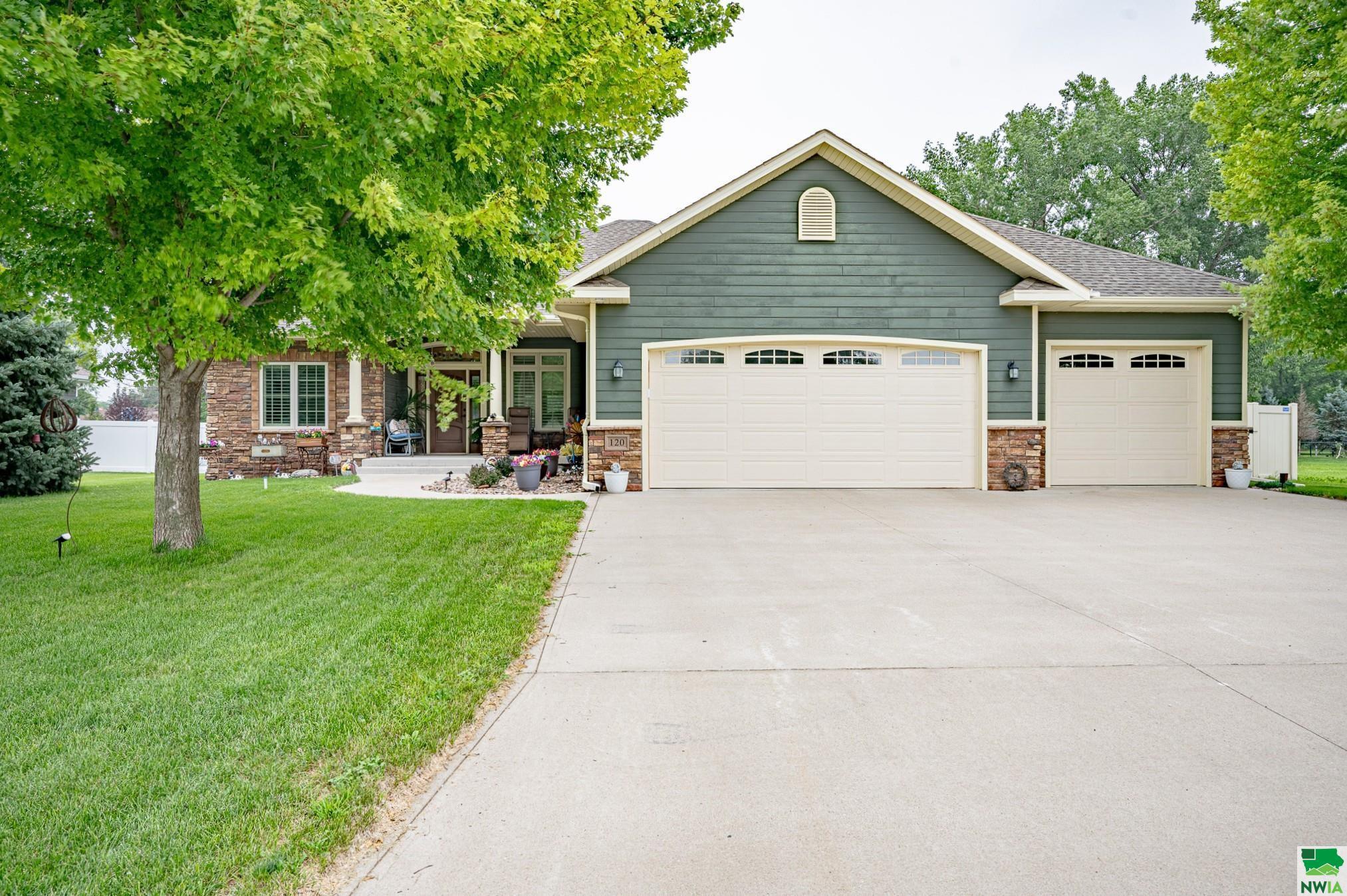 120 Rottunda Way  South Sioux City NE 68776 photo