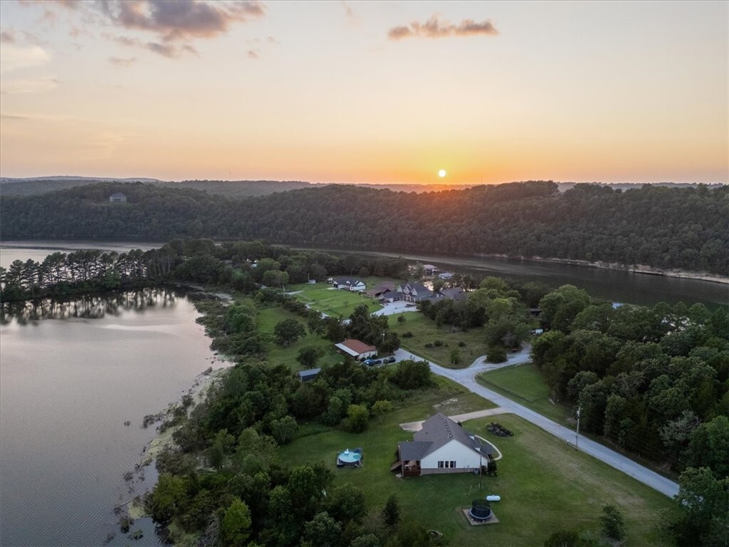 Property Photo: 18361 Cozy Cabin Road AR 72764