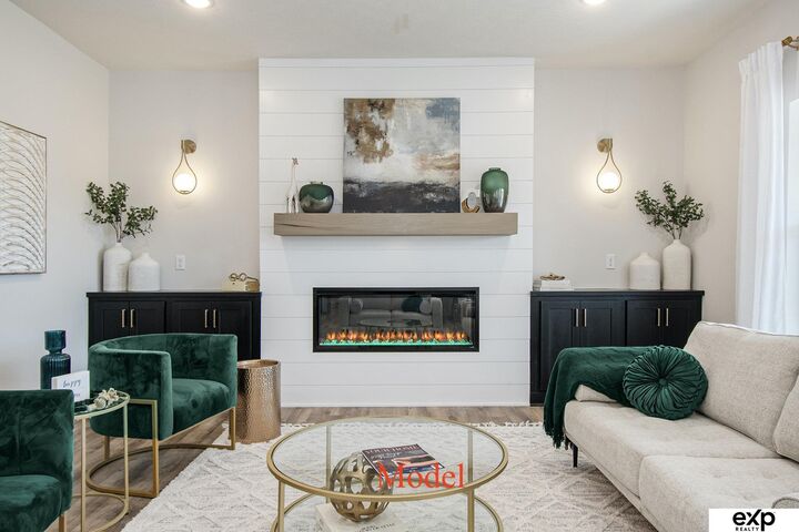 Property Photo:  21702 Hampton Drive  NE 68028 